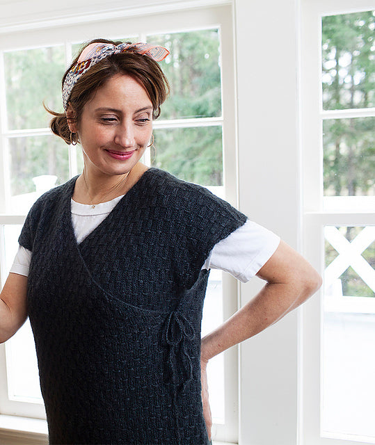 A Churchmouse Yarns and Teas Pattern - Wrap & Tie Apron Vest (PDF)