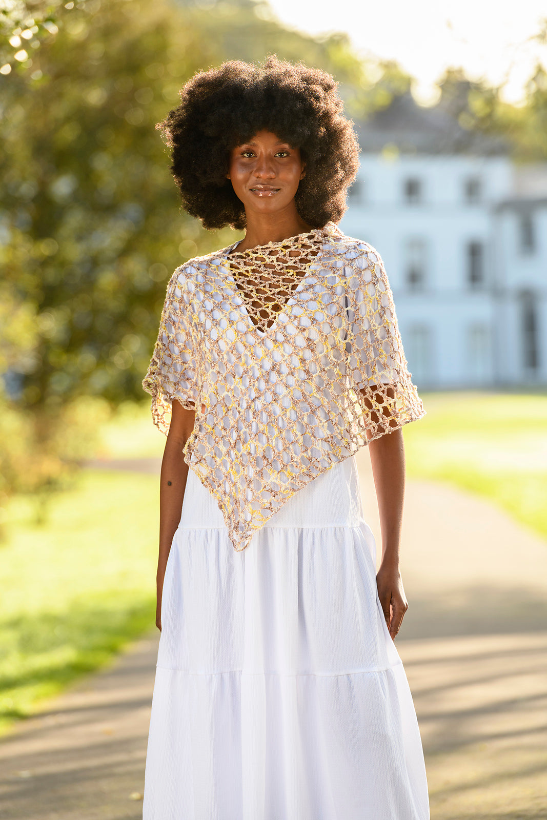 A Juniper Moon Farm Zooey Spray Pattern - Rosette Shawl (PDF)