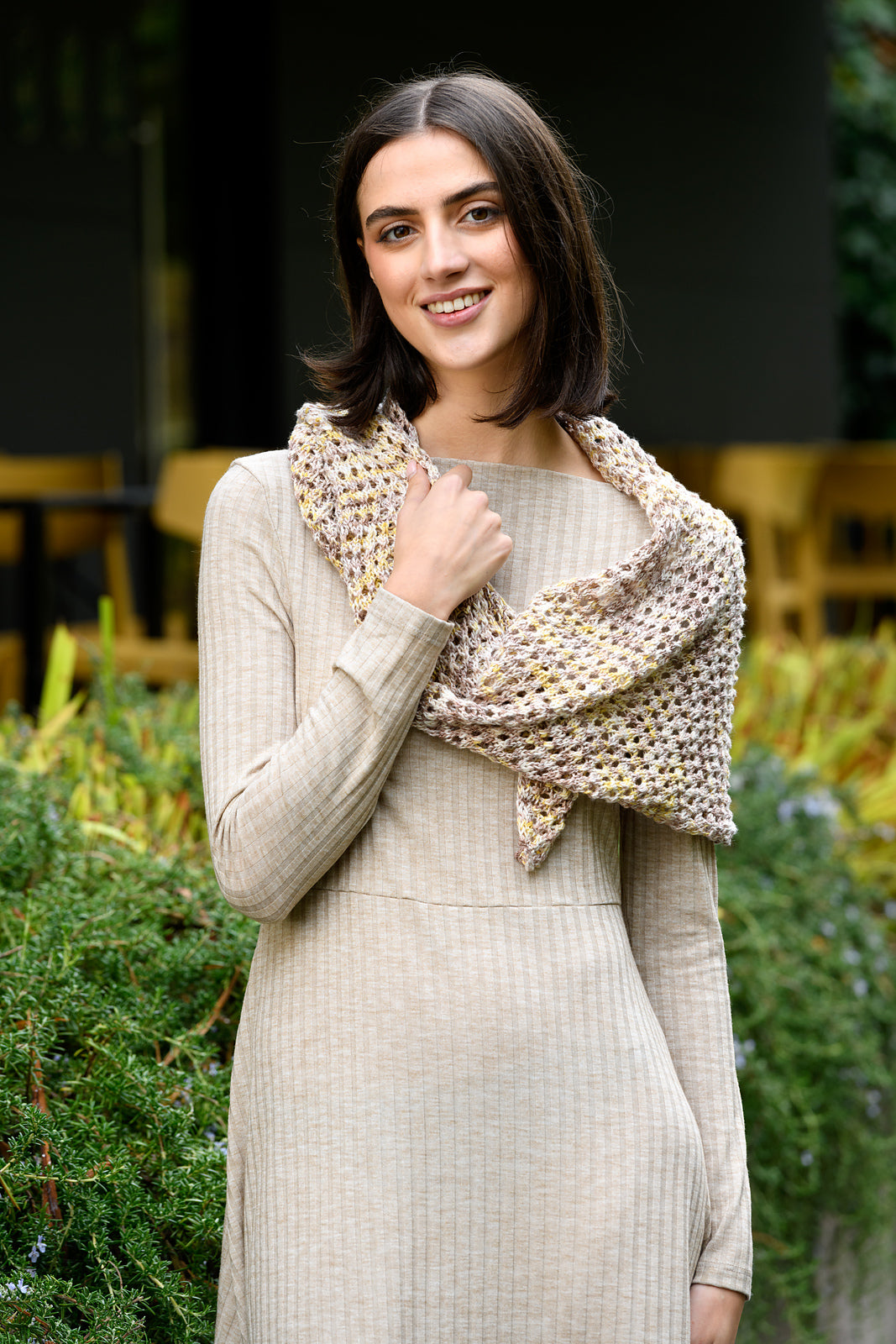 A Juniper Moon Farm Zooey Spray Pattern - Naya Shawl (PDF)