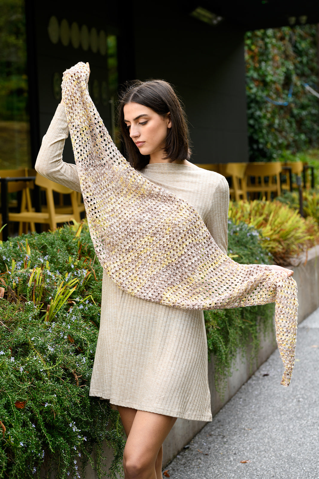A Juniper Moon Farm Zooey Spray Pattern - Naya Shawl (PDF)