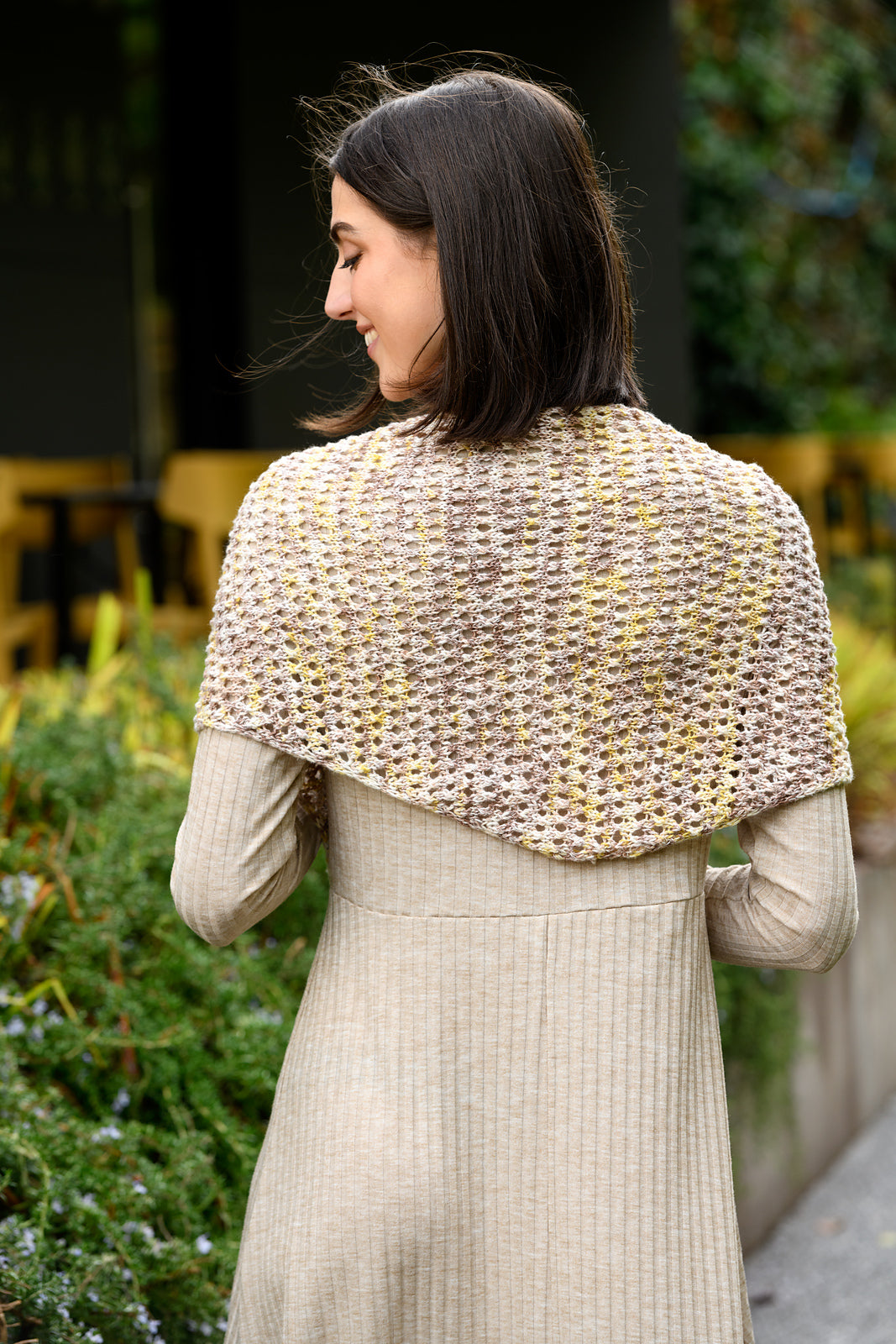 A Juniper Moon Farm Zooey Spray Pattern - Naya Shawl (PDF)