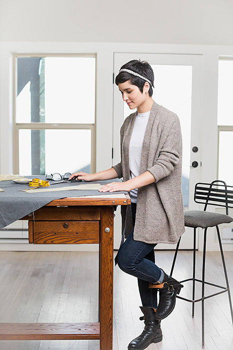 A Churchmouse Yarns and Teas Pattern - Modern Wrapper Fine (PDF)