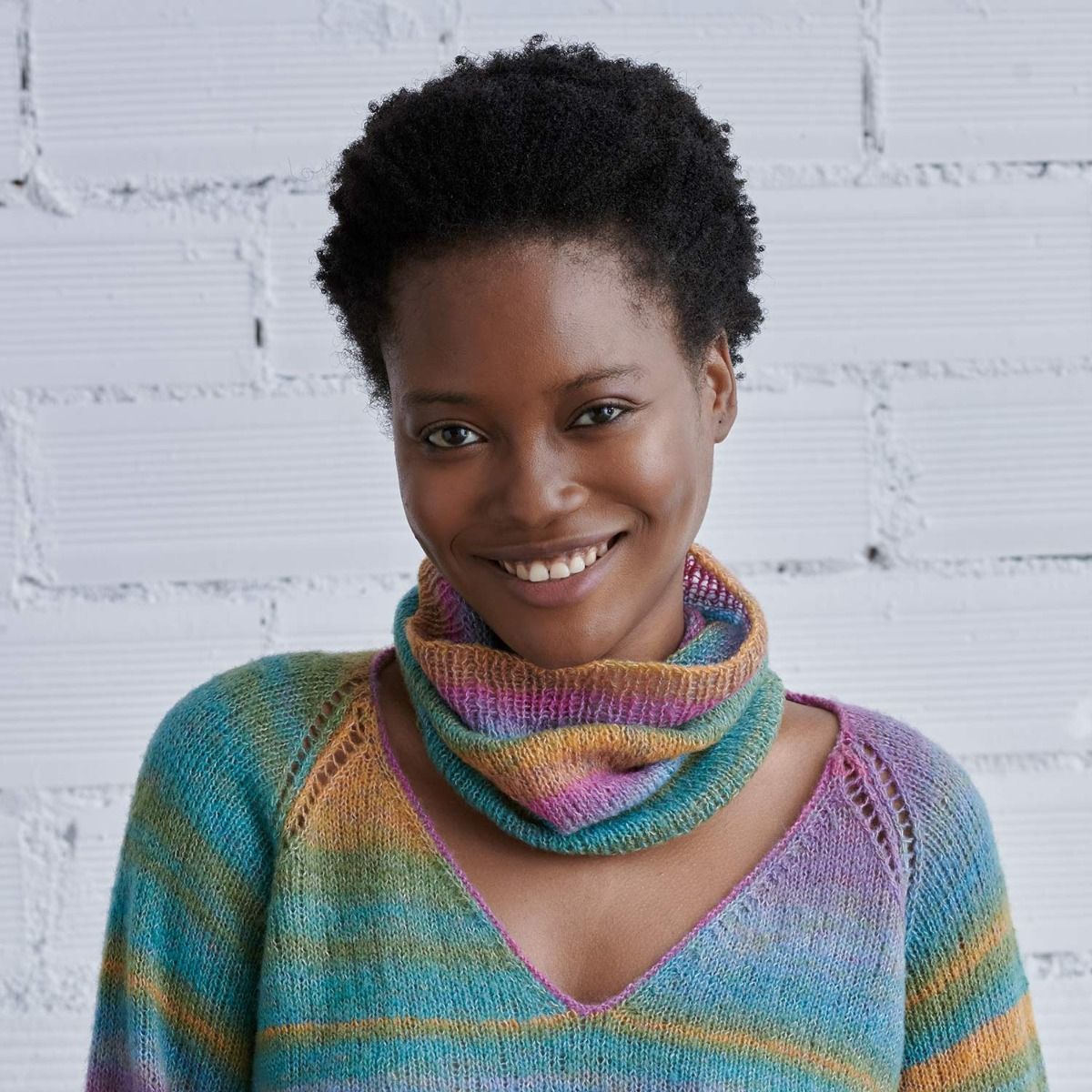 A FREE Katia Atenea Tones Pattern - Womens Cowl (PDF)