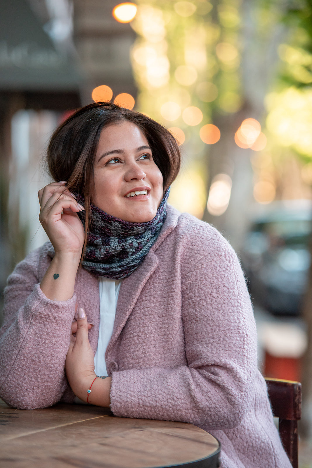 A Malabrigo Rios Pattern - Arrow Cowl (Print Pattern)