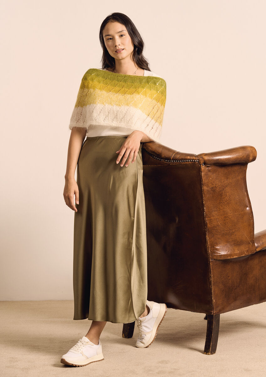A Rowan Kidsilk Haze Pattern - Nara Capelet (PDF)