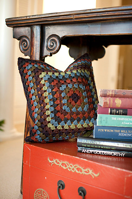 A Churchmouse Yarns and Teas Pattern - One Big Granny Square Throw & Afghan (PDF)