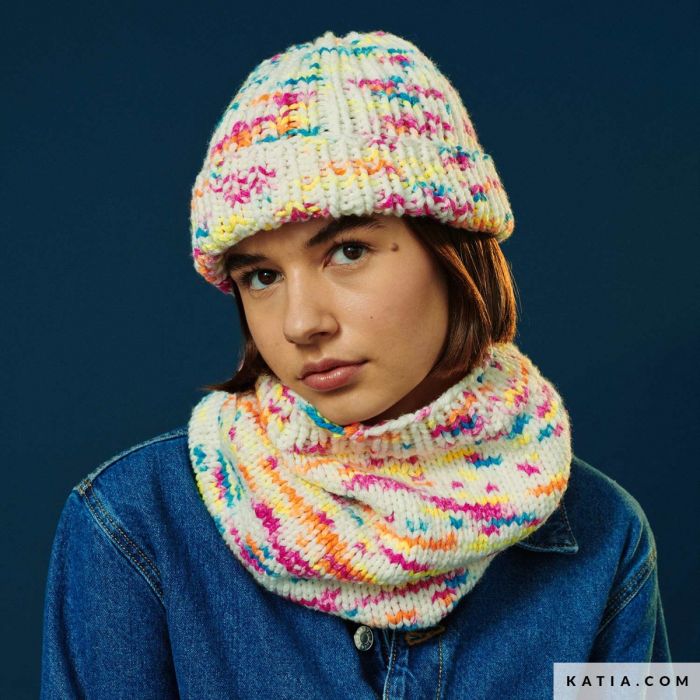 A FREE Katia Wow! Splash Pattern - Nina Hat and Cowl (PDF)