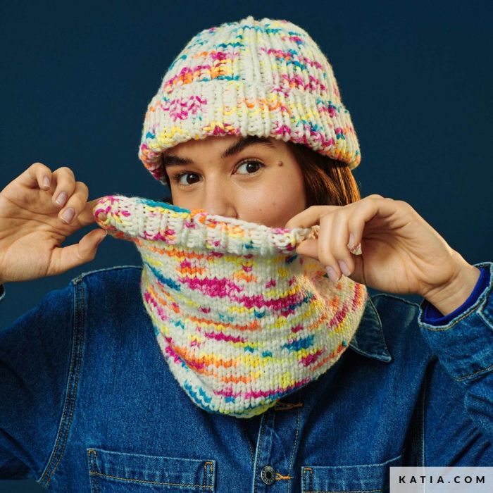A FREE Katia Wow! Splash Pattern - Nina Hat and Cowl (PDF)