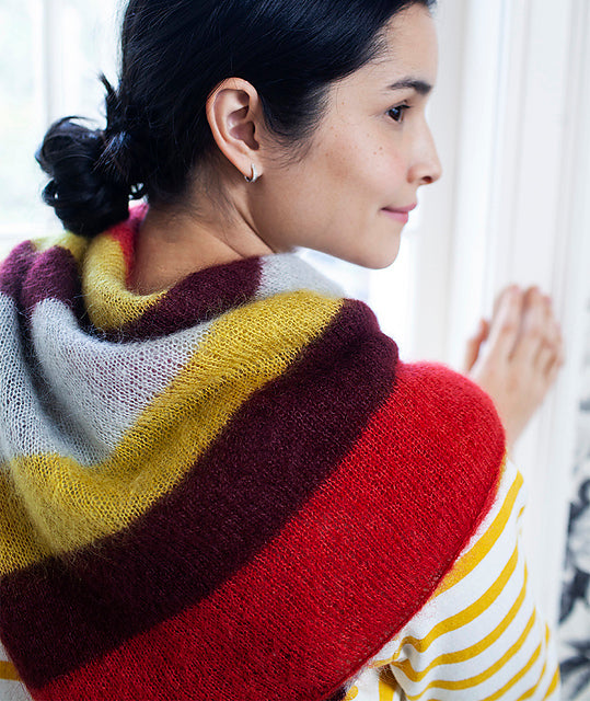 A Churchmouse Yarns and Teas Pattern - Pretty Perfect Square (PDF)