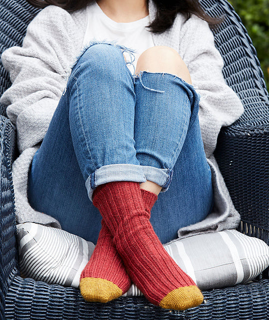 A Churchmouse Yarns and Teas Pattern - Oxford Socks (PDF)