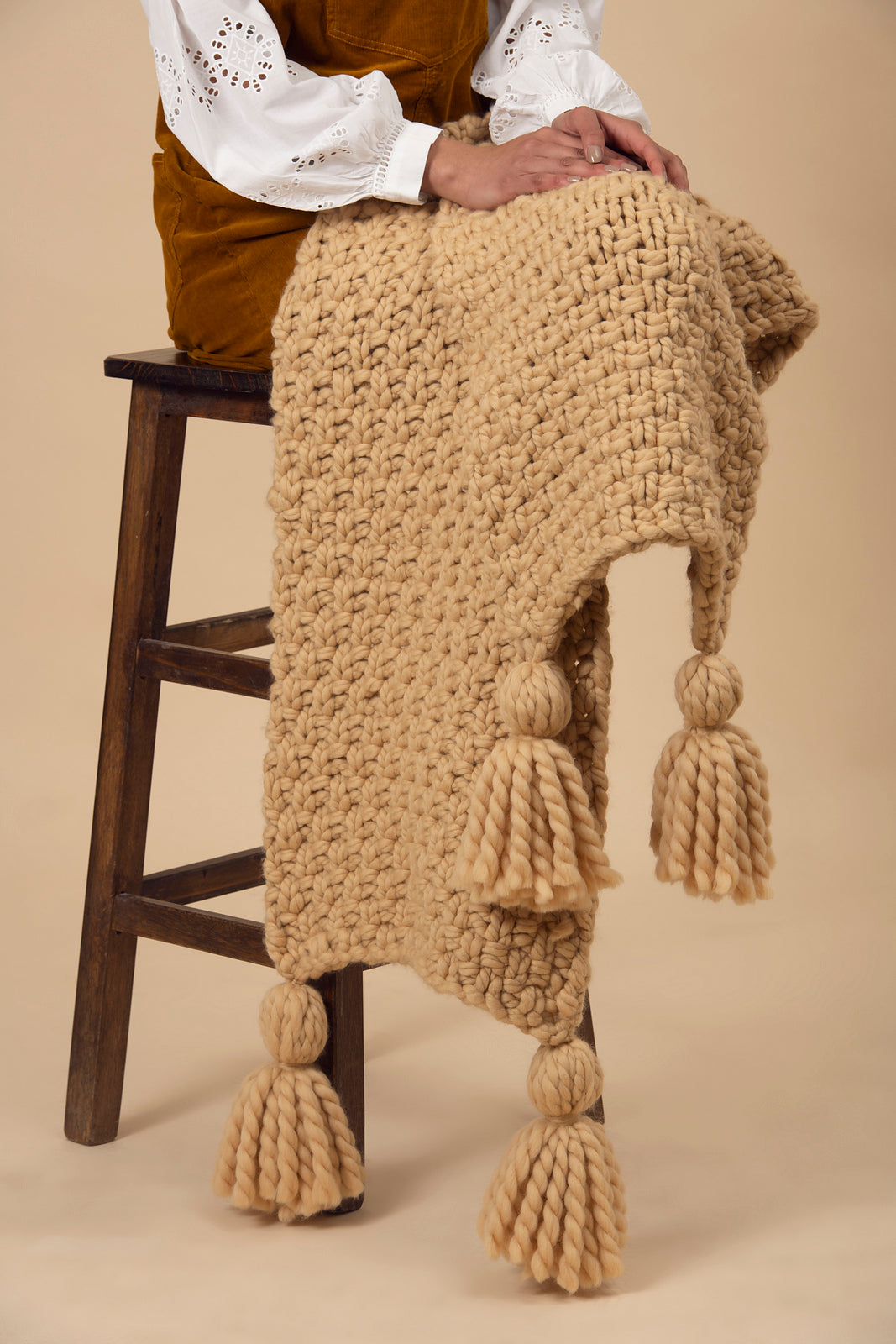 z FREE Amano Yana XL Pattern - Veronica Blanket (PDF)