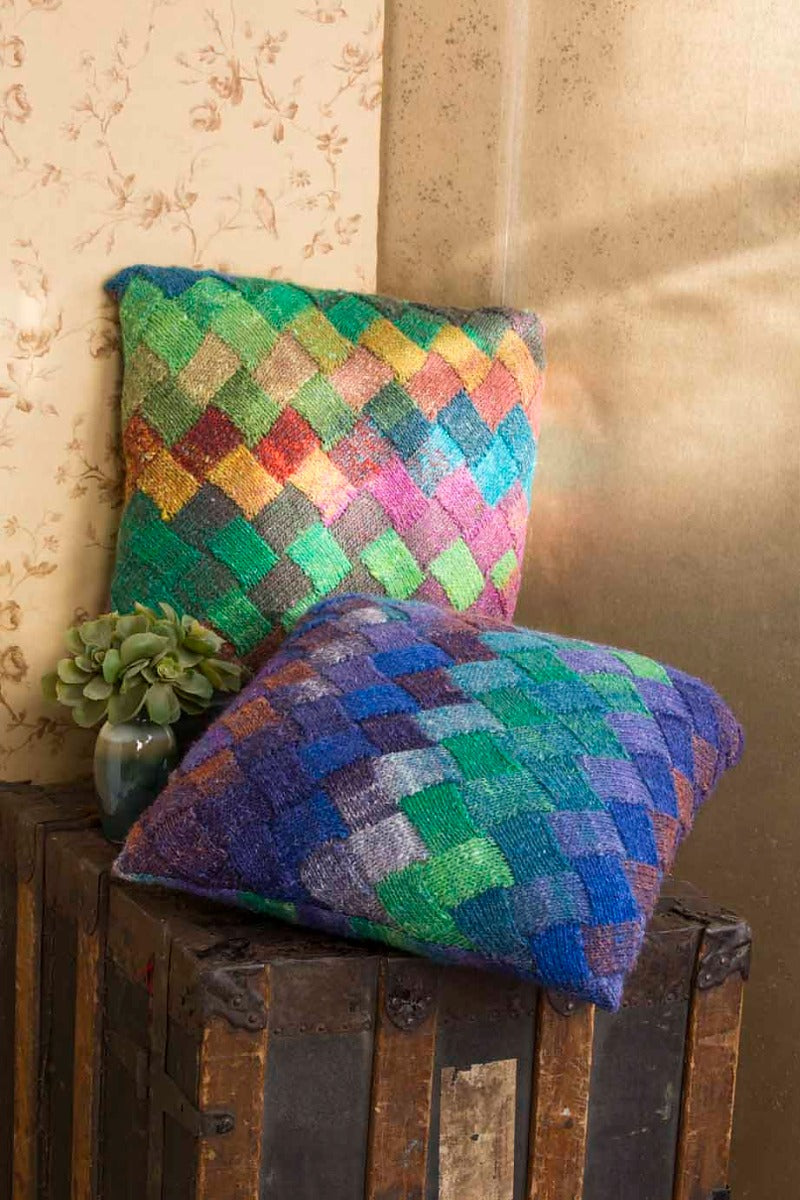 !Noro Knitting and Crochet Magazine #23, Fall/Winter 2023/2024 - FREE SHIPPING in CONTIGUOUS US