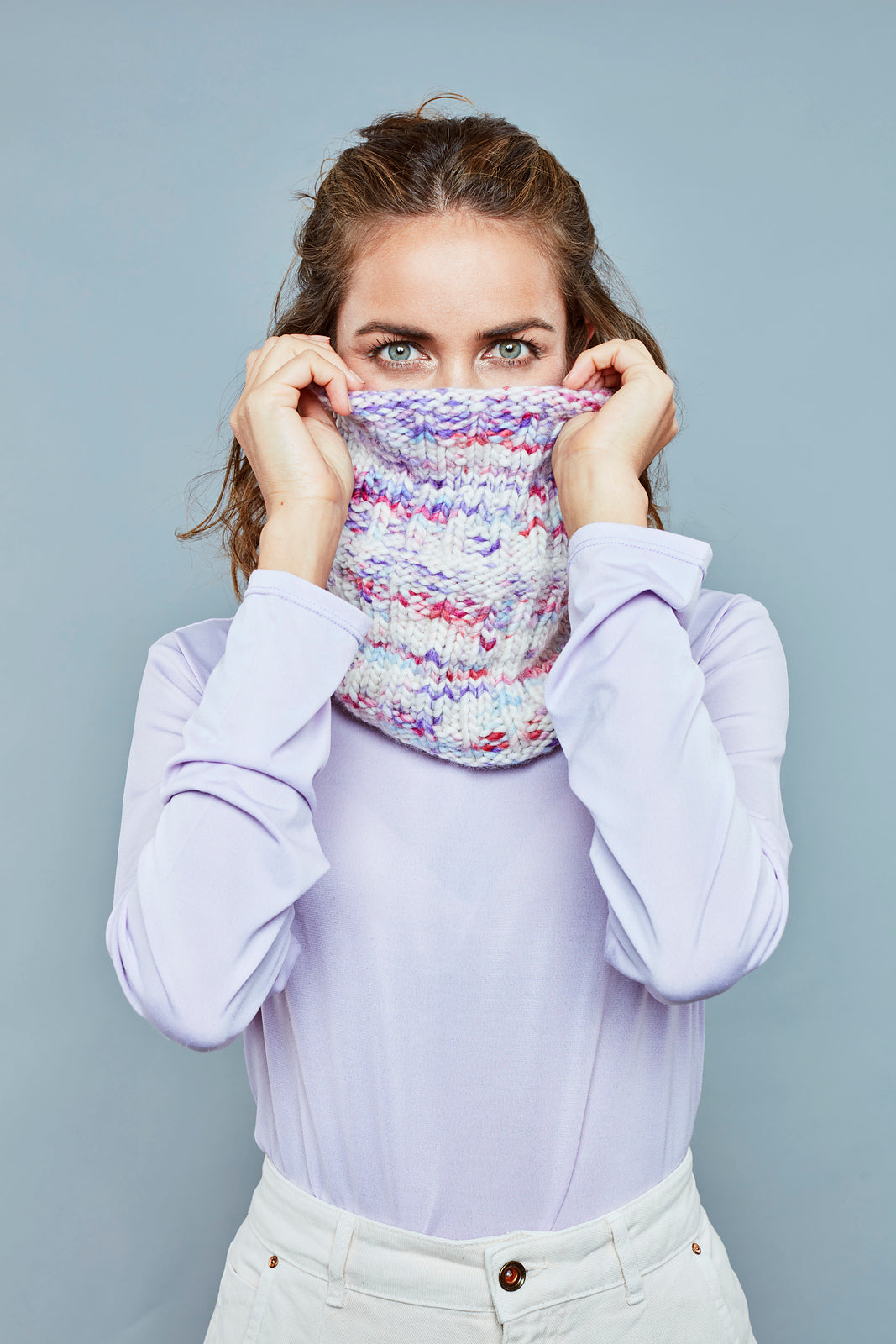 z FREE Amano Yana Journeys Pattern - Antonella Cowl (PDF)