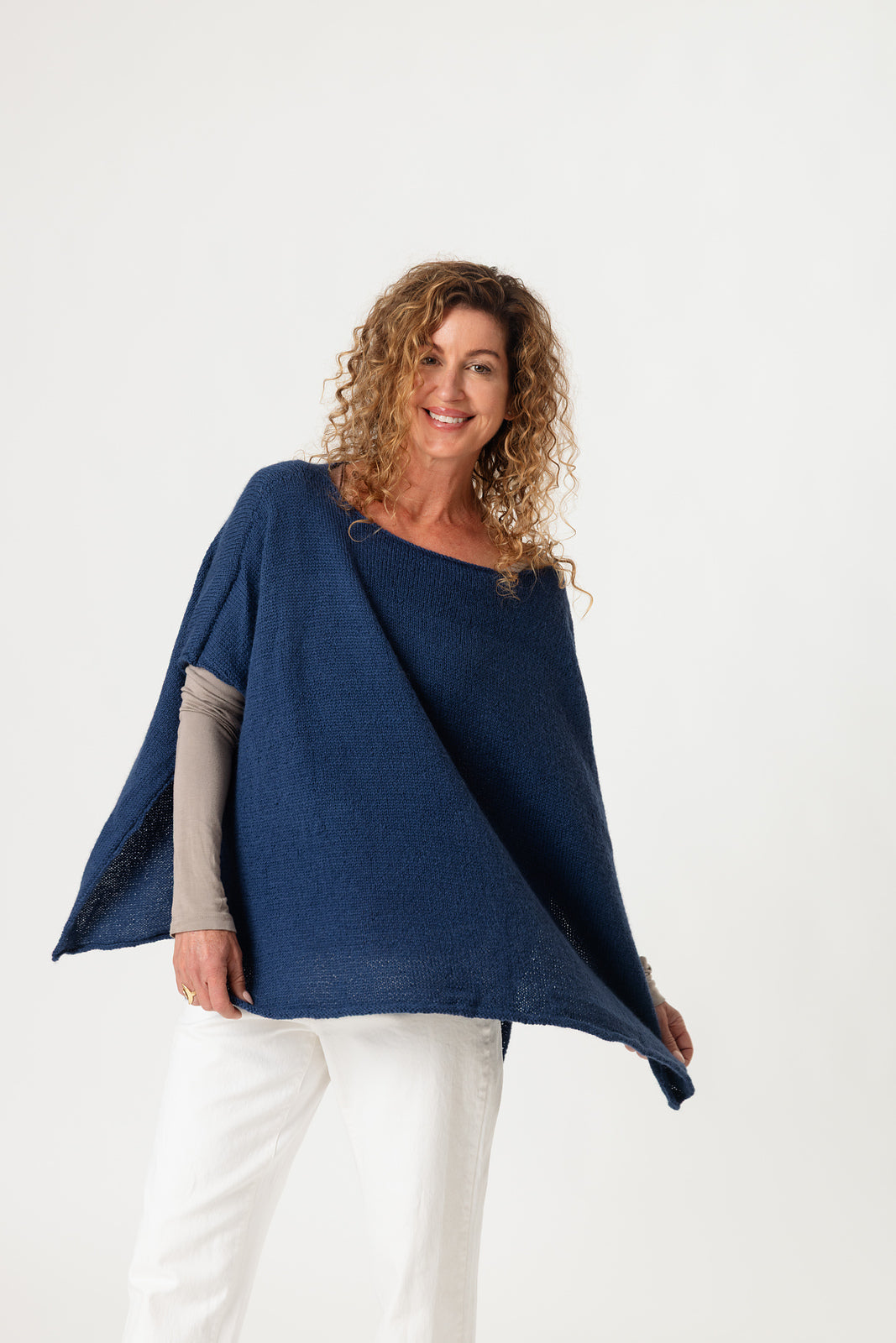 A FREE Yarn Citizen Pattern - By The Fire Poncho (PDF)
