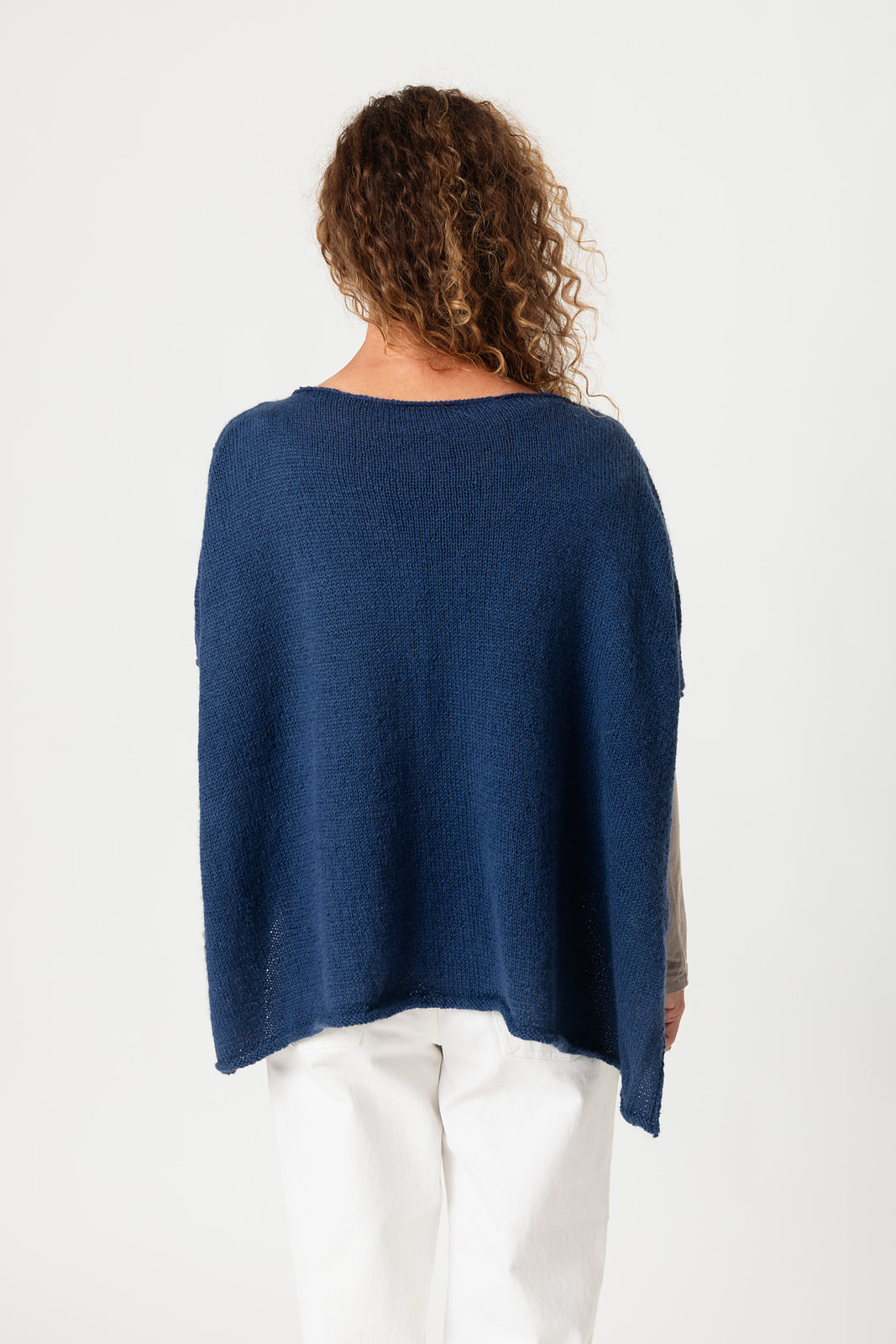 A FREE Yarn Citizen Pattern - By The Fire Poncho (PDF)