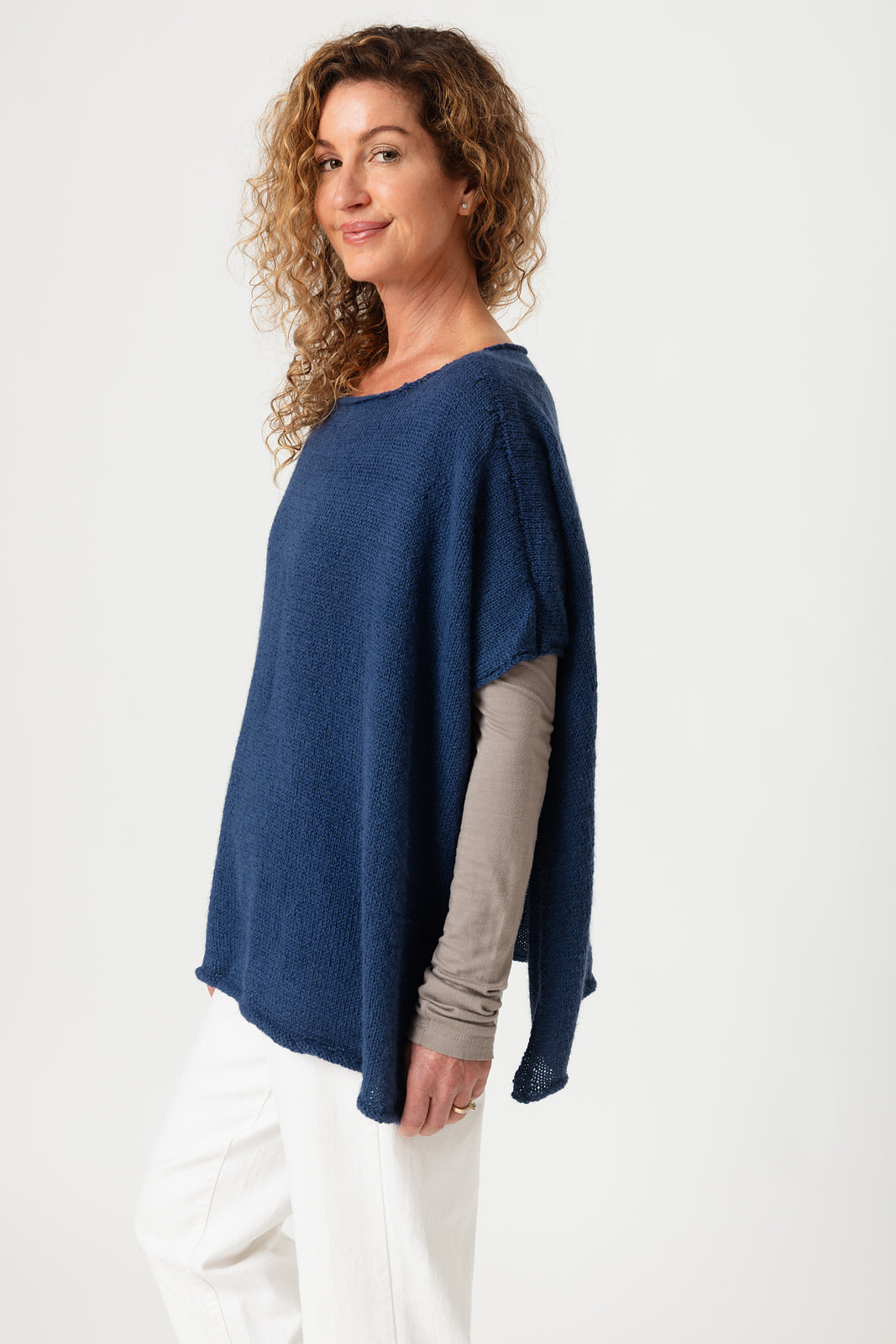 A FREE Yarn Citizen Pattern - By The Fire Poncho (PDF)