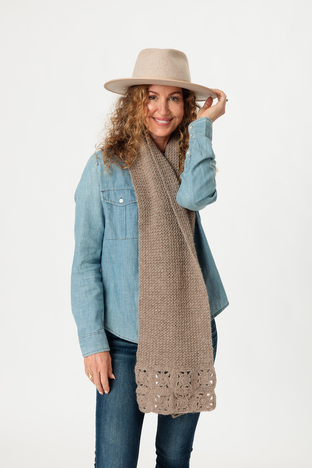 A FREE Yarn Citizen Crochet Pattern - Harvest Glory Scarf (PDF)