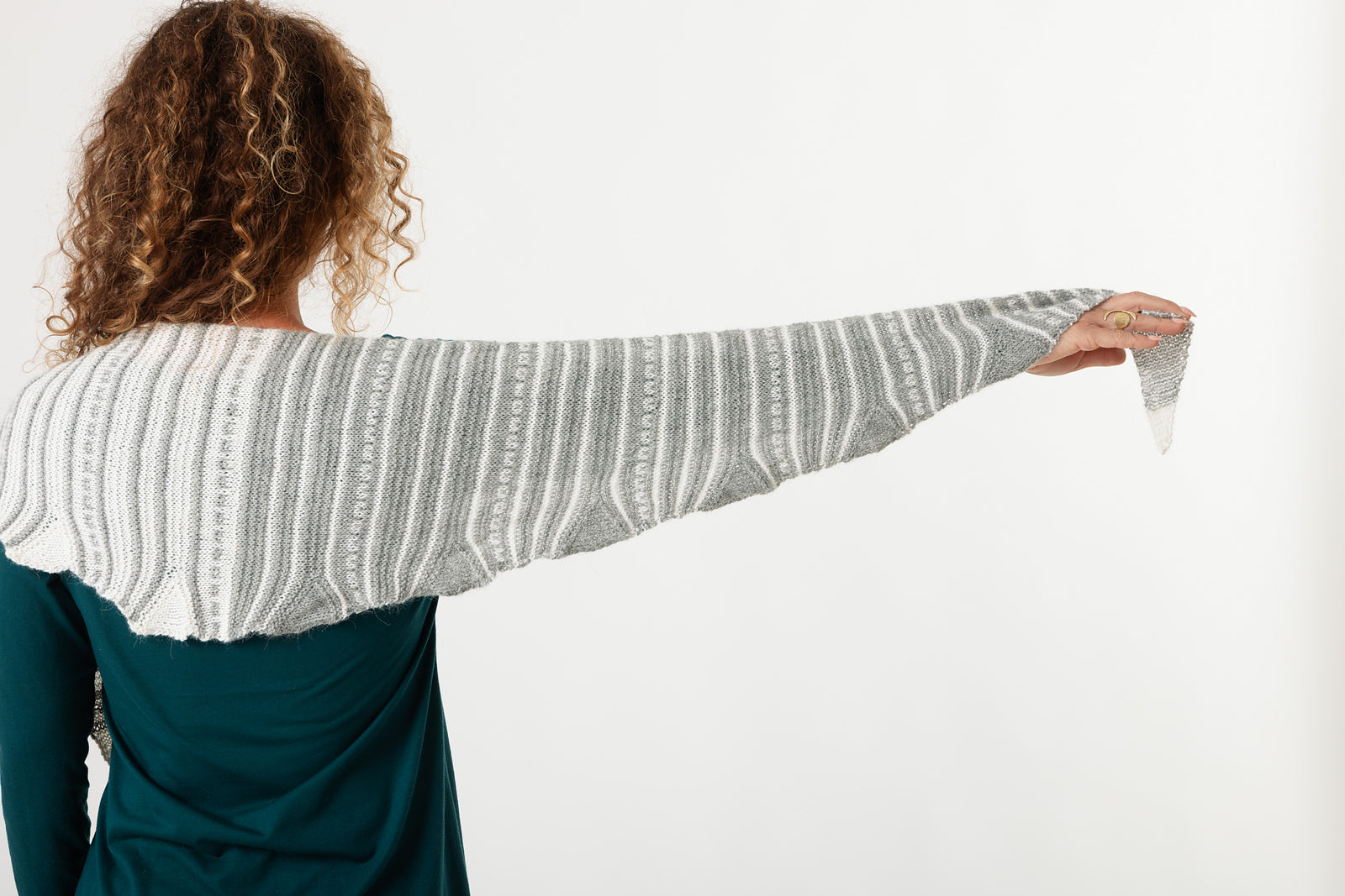 A FREE Yarn Citizen Pattern - Layer Cake Shawl (PDF)