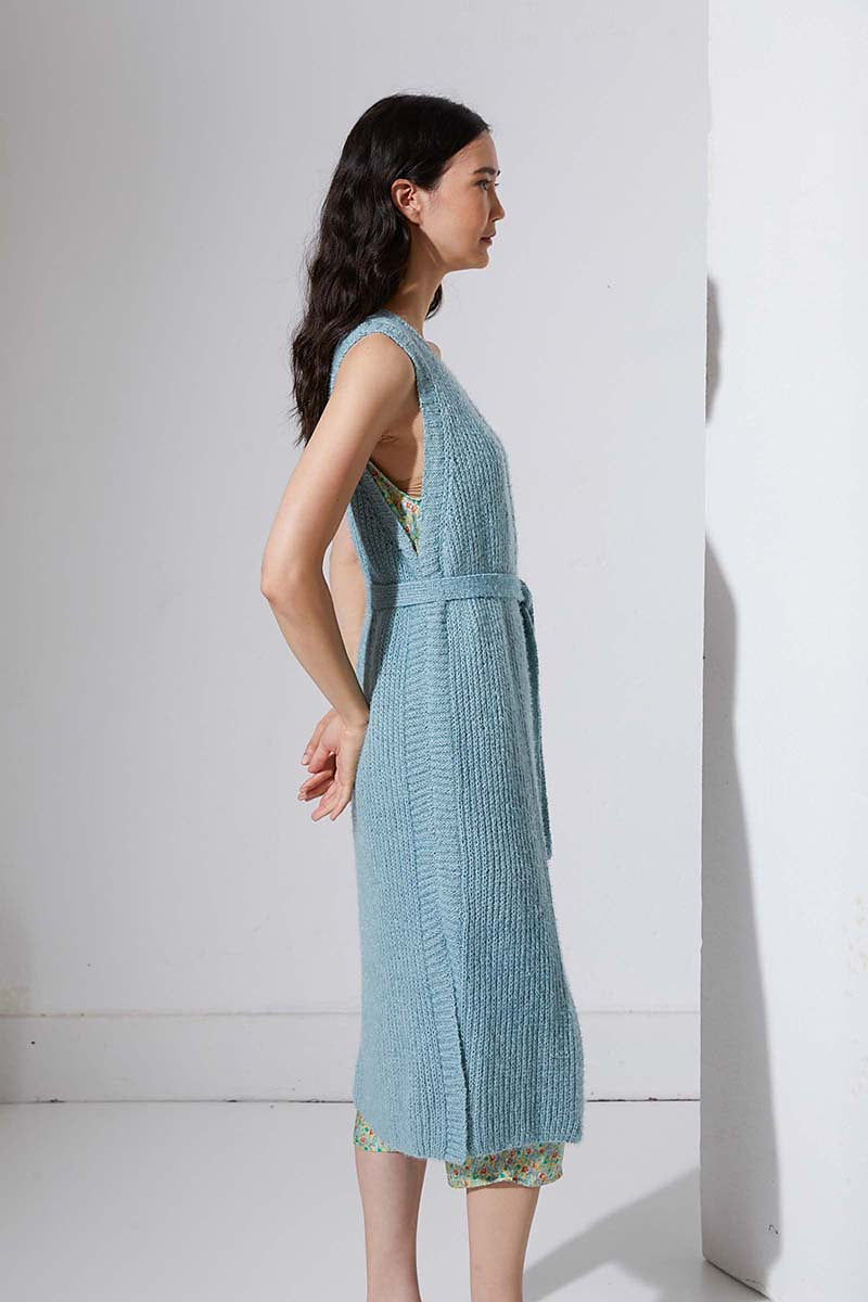 A Lang Aura Pattern - Long Vest 272-61 - AVAILABLE ON RAVELRY (LINK & DETAILS IN DESCRIPTION)