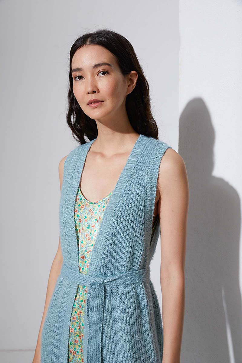 A Lang Aura Pattern - Long Vest 272-61 - AVAILABLE ON RAVELRY (LINK & DETAILS IN DESCRIPTION)