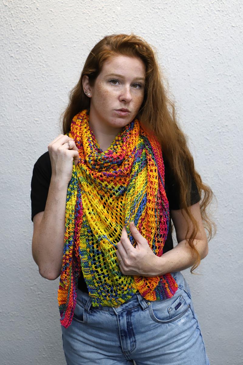 A FREE Circulo Whoopee Pattern - Paraty Shawl (PDF)