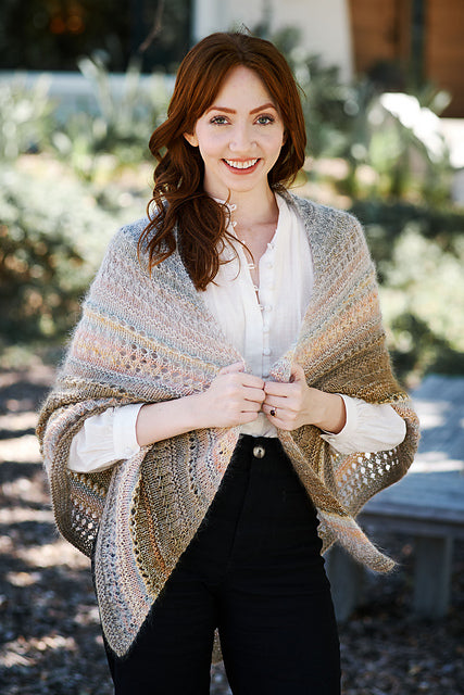 A Trendsetter Nuance Pattern - Trangle Shawl 6500S (PDF)