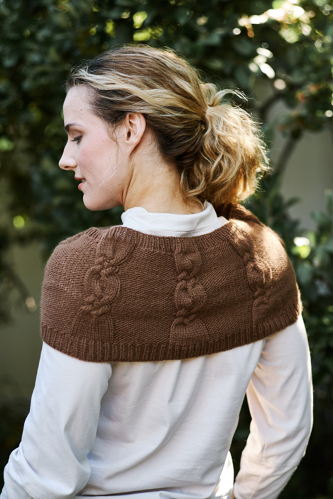 A Cardiff Pattern - Cinched Cabled Cowl (PDF)