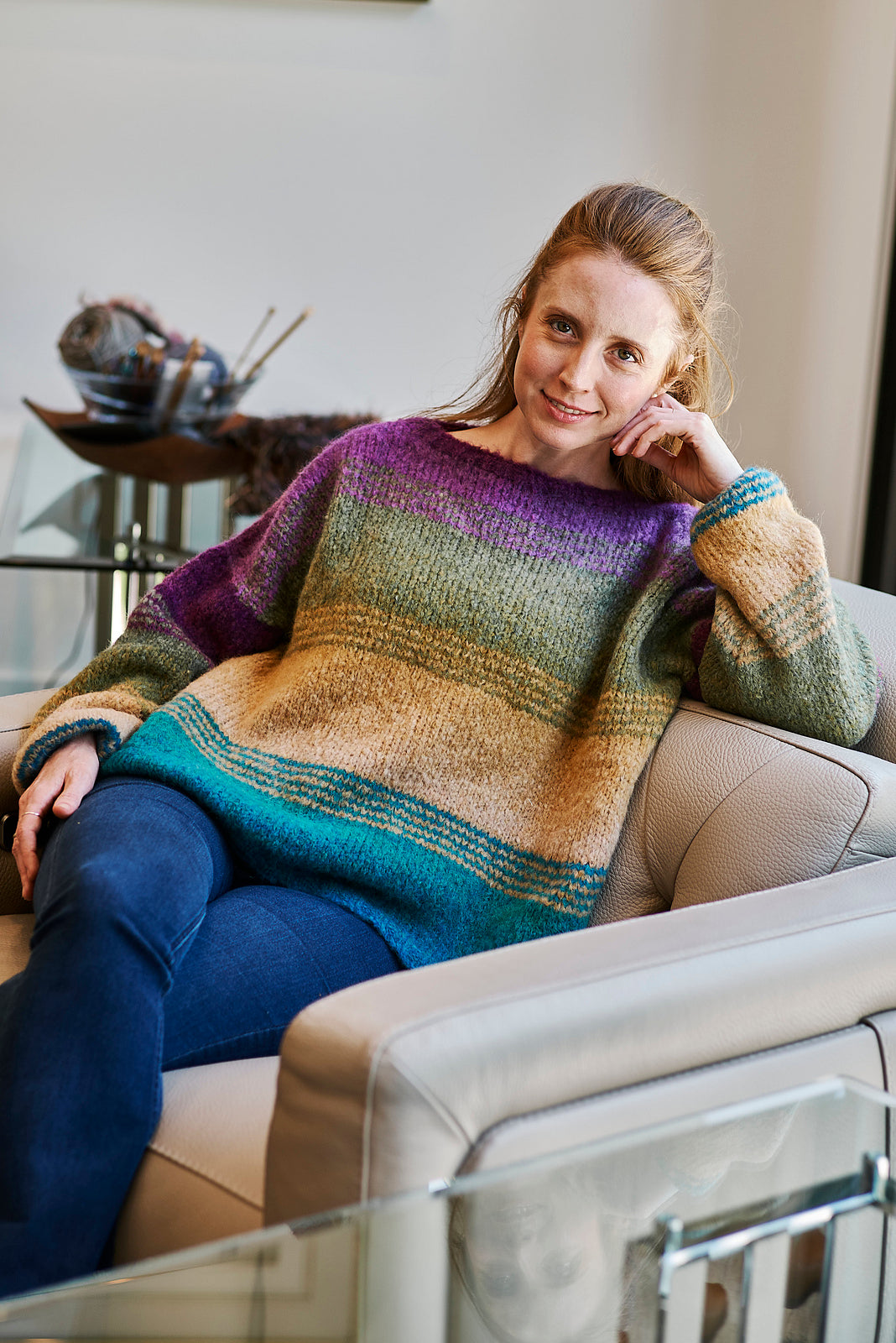 A Lana Grossa Avio Pattern - #6900J - Electric Slide Pullover (PDF)