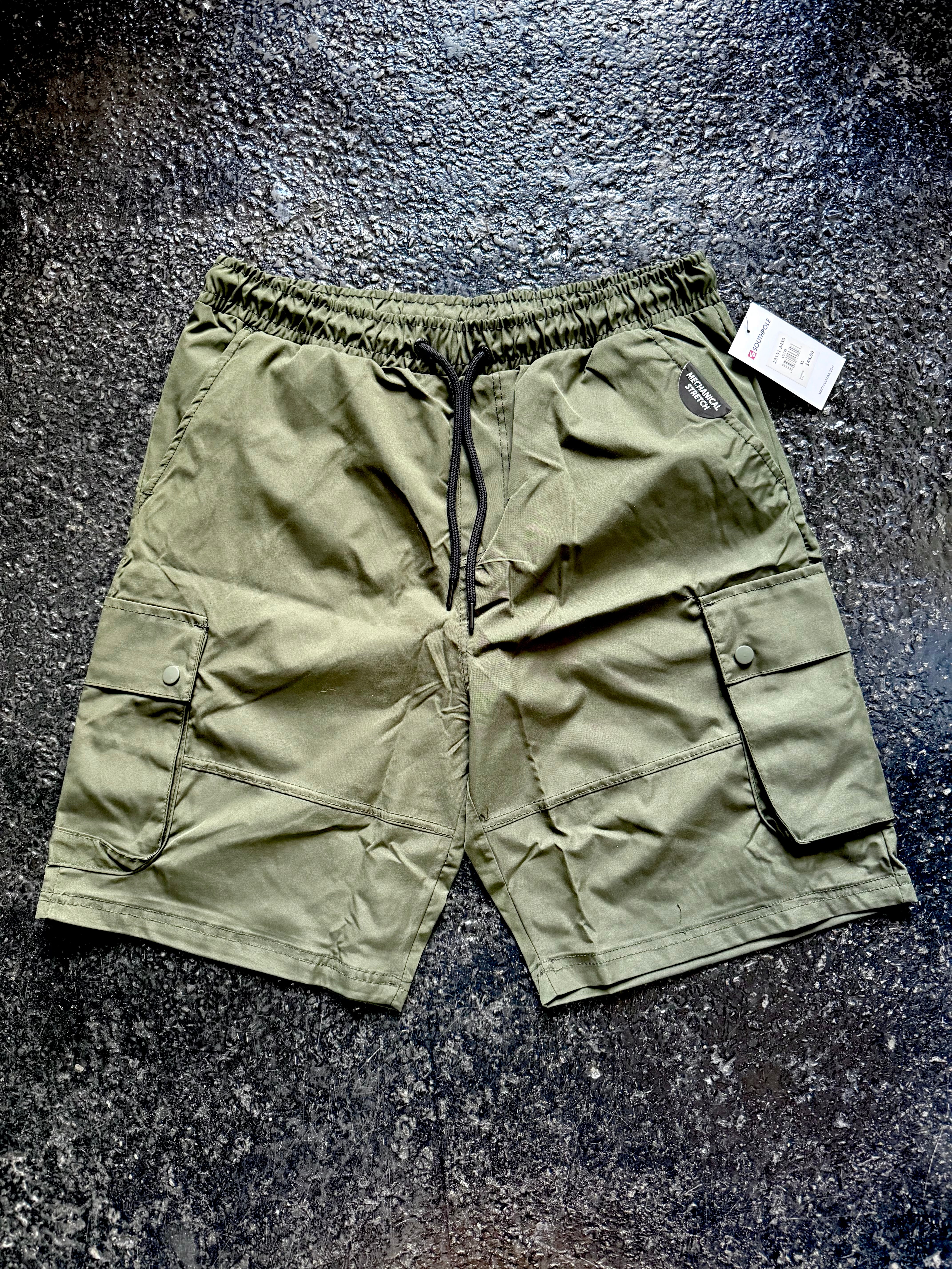 TWO PAIRS of Southpole Basic Tech Woven Nylon Cargo Shorts Men, XL, Olive
