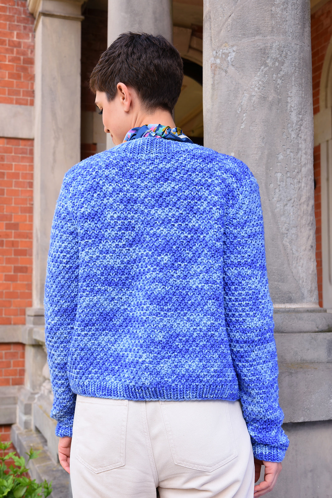 An Araucania Huasco Chunky Kettle Dyes Pattern - Merima (PDF)