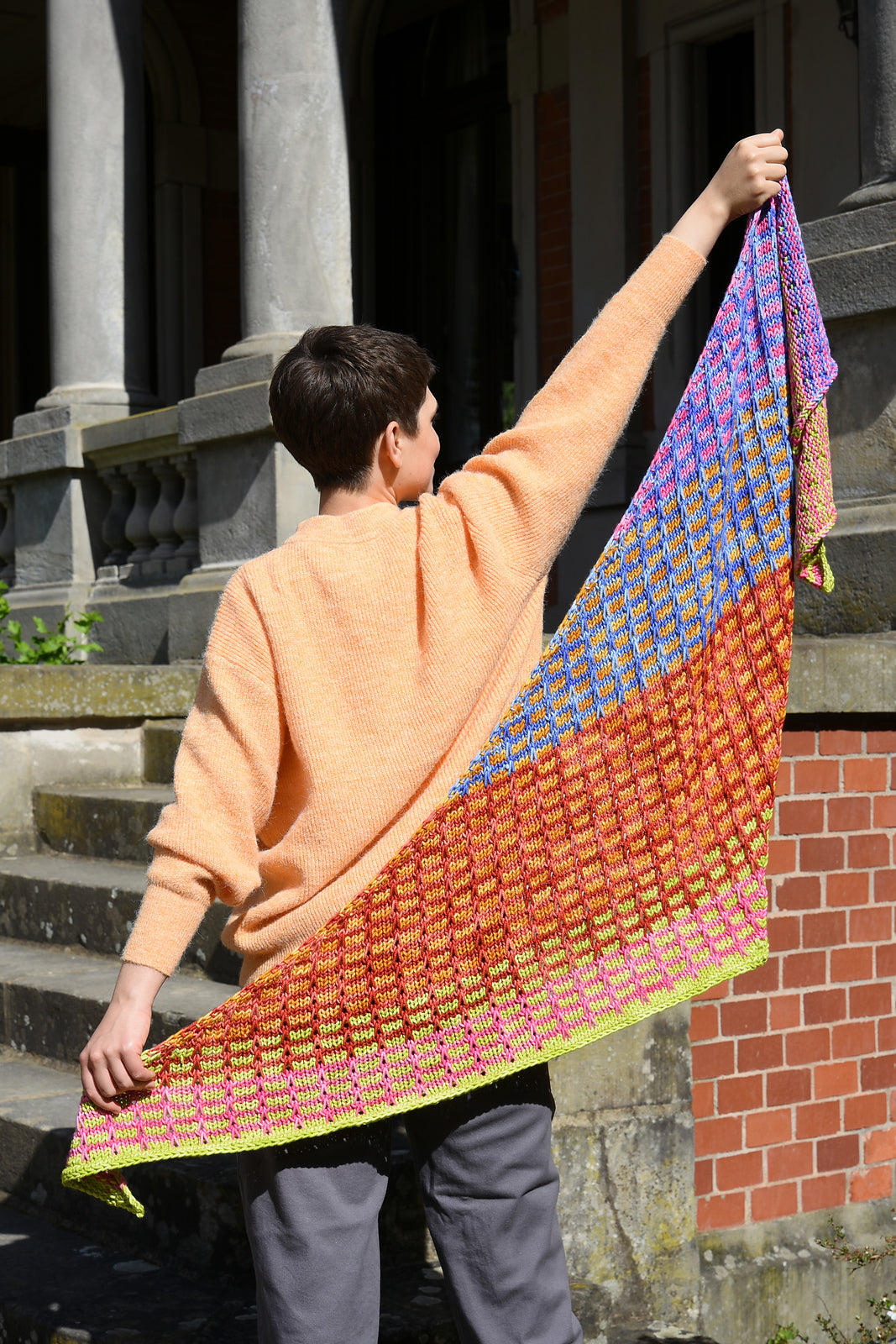 An Araucania Huasco Chunky Kettle Dyes Pattern - Venja (PDF)