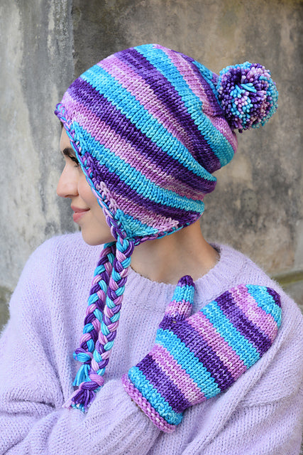 An Araucania Huasco Chunky Kettle Dyes Pattern - Oriana Hat and Mittens (PDF)
