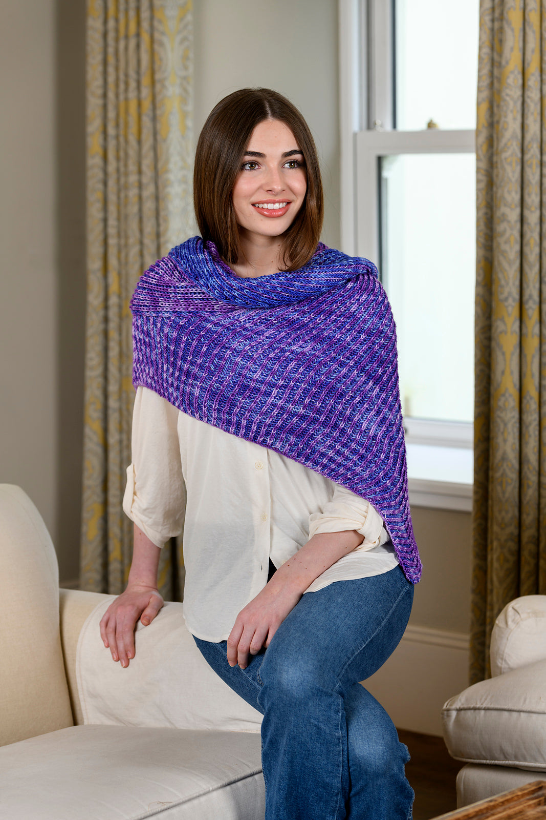 An Araucania Huasco DK Kettle Dyes Pattern - Cabella (PDF)