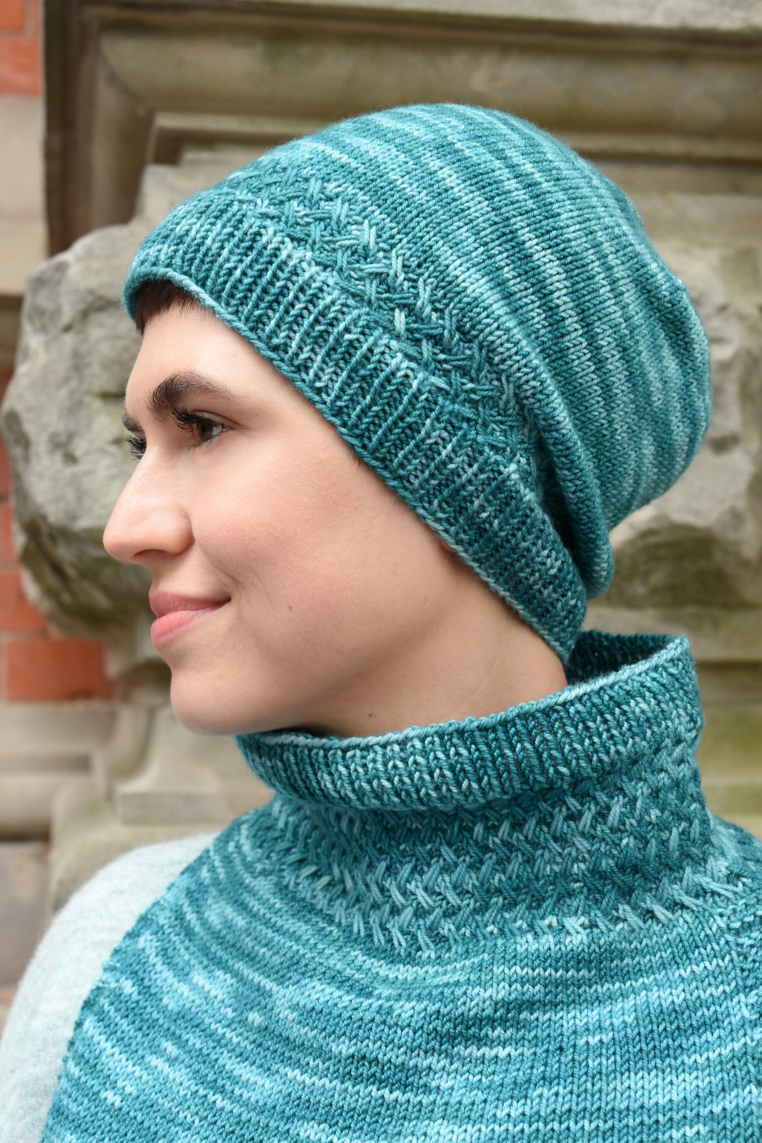 An Araucania Huasco DK Kettle Dyes Pattern - Cali (PDF)