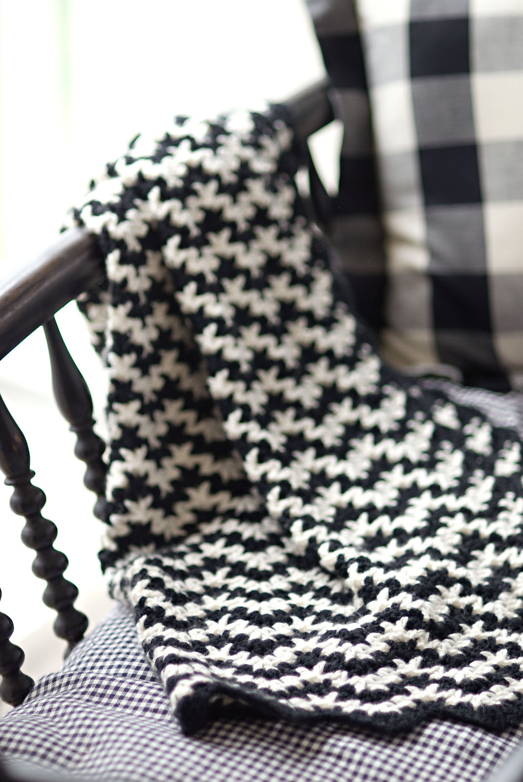A Churchmouse Yarns and Teas Crochet Pattern - Vintage Crocheted Blanket (PDF) Crochet Pattern on sale at Little Knits