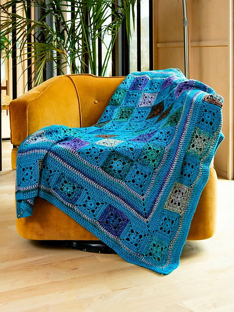 A FREE Berroco Bozzolo Pattern - Calypso (PDF)knitting pattern on sale at Little Knits