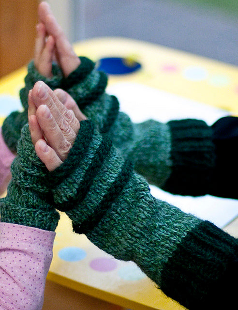 A FREE Cascade 220 Pattern - Fingerless Gloves (PDF) knitting pattern on sale at Little Knits
