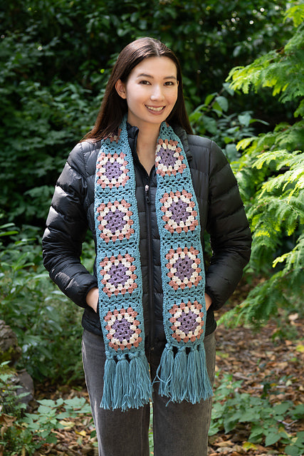 A FREE Cascade 220 Superwash Pattern - Simple Granny Square Scarf (PDF)Crochet pattern on sale at Little Knits