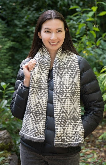 A FREE Cascade Woolpaka Pattern - Double Black Diamond Scarf (PDF)Knitting Pattern on Sale at Little Knits