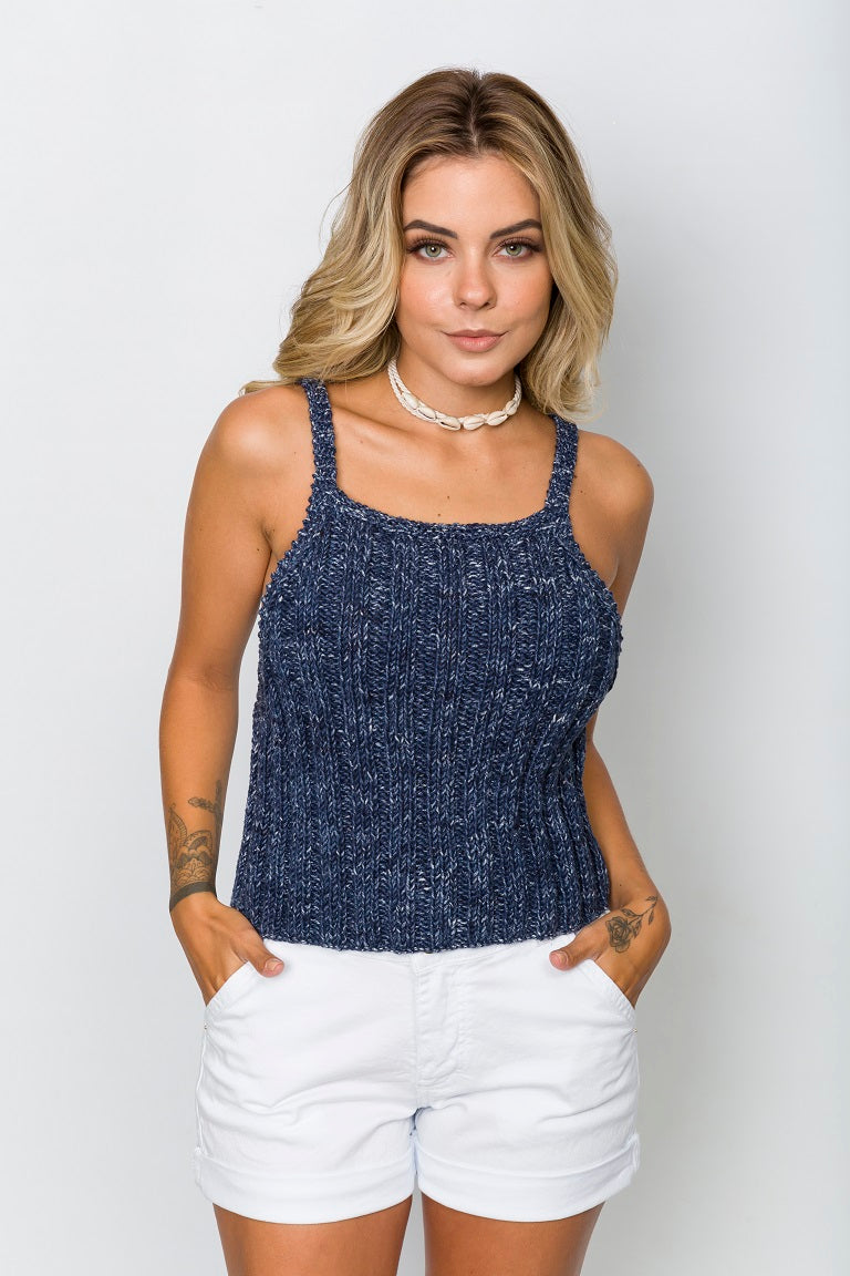 A FREE Circulo Jeans Pattern - Jeans Tank Top (PDF)Knitting pattern on sale at Little Knits 