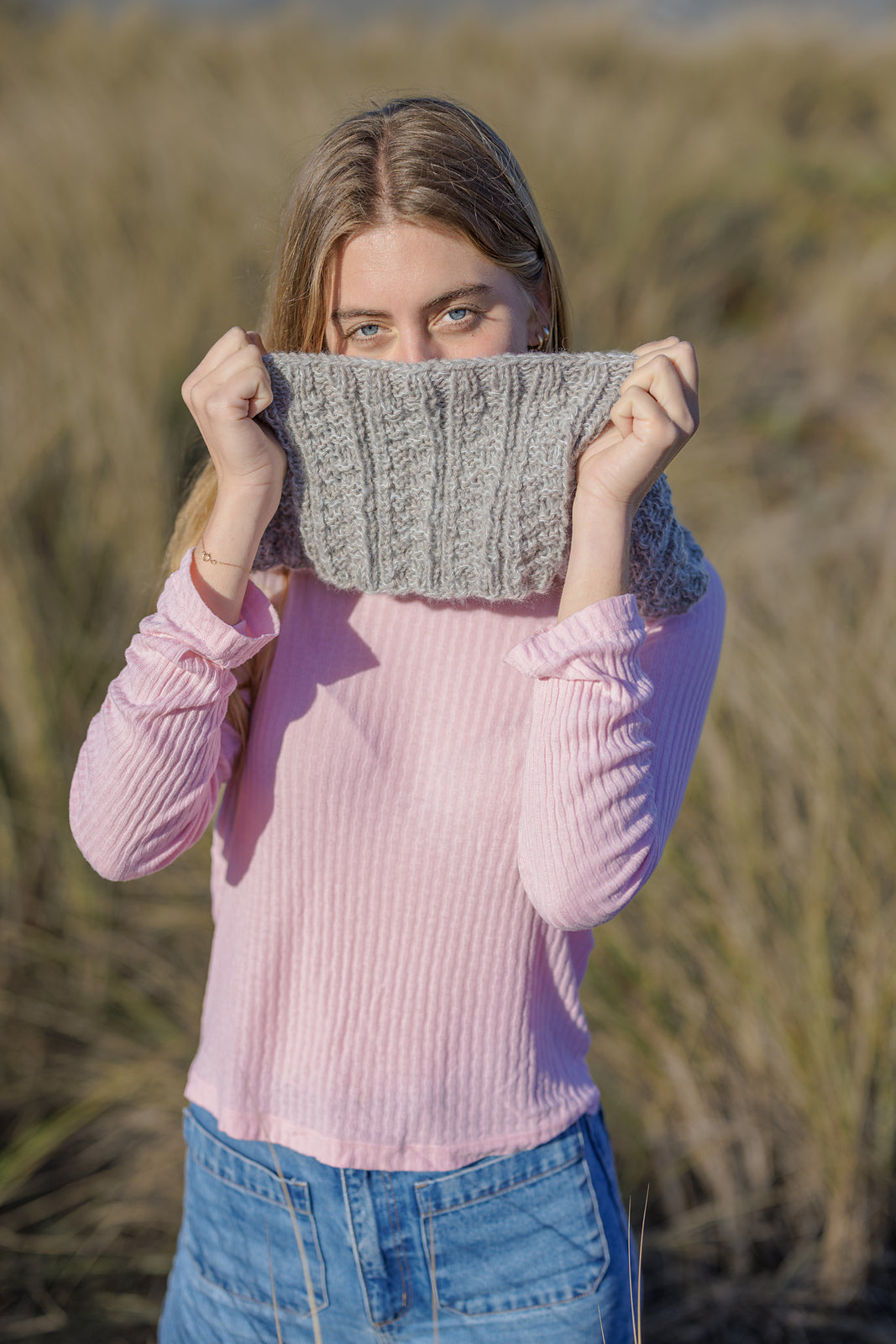 A FREE Yarn Citizen Pattern - Hydrangea Cowl (PDF) a free knitting pattern at Little Knits