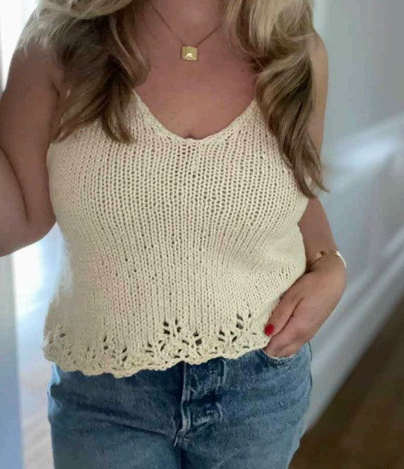 A Juniper Moon Farms Cumulus Pattern - The Sydney (PDF) Knitting Pattern on Sale at Little Knits