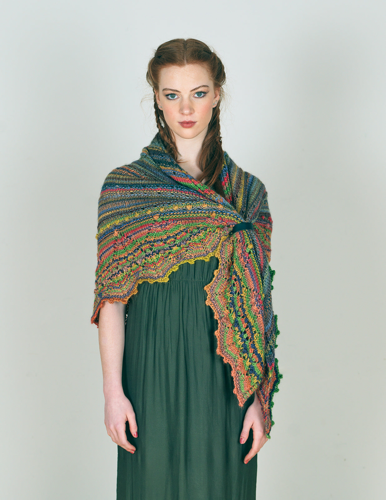 A Louisa Harding Amitola Grande Pattern - Hattie Shawl (PDF)