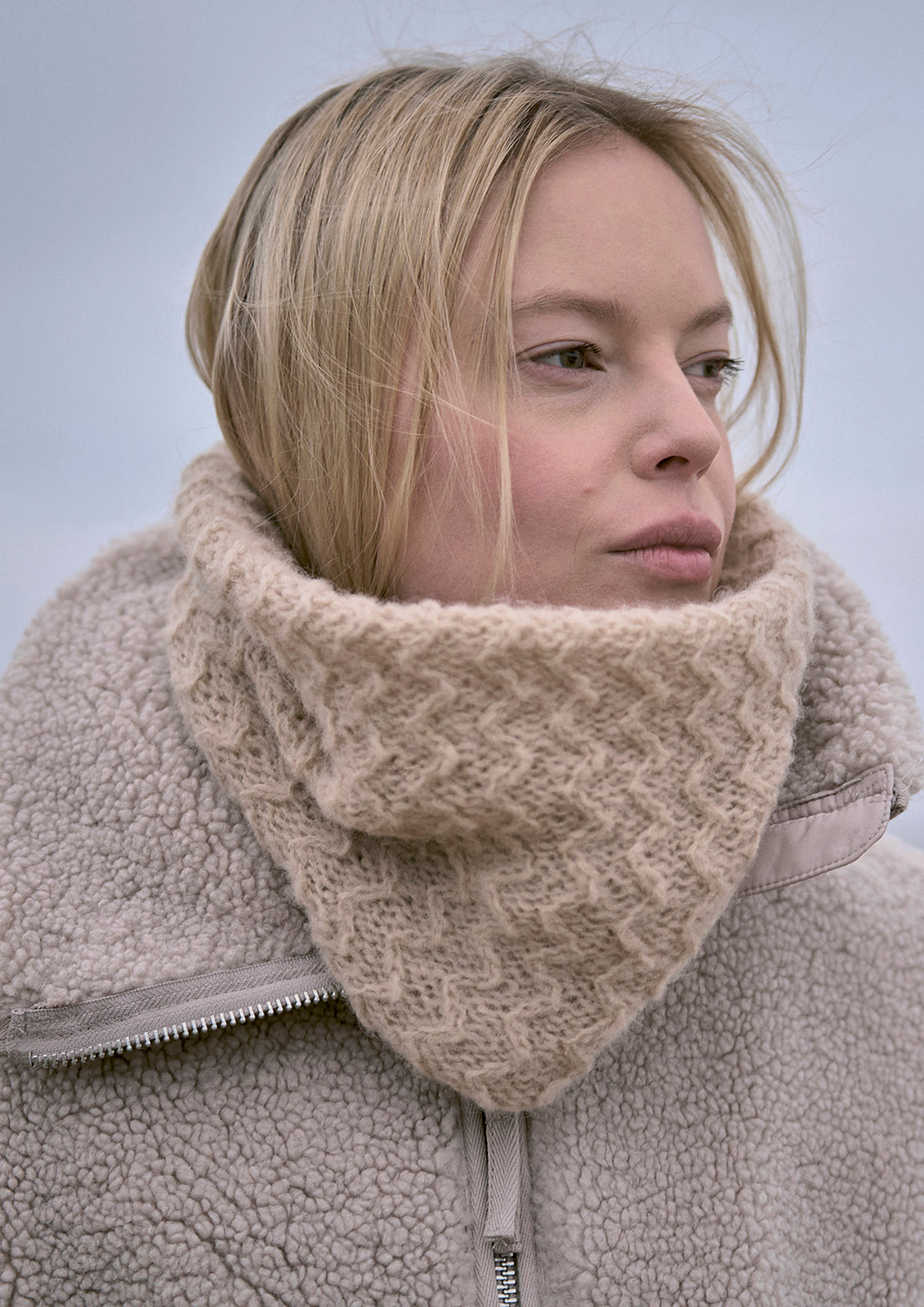 A Mode at Rowan Alpaca Haze Pattern - Shoal + Metton Cowl (PDF)
