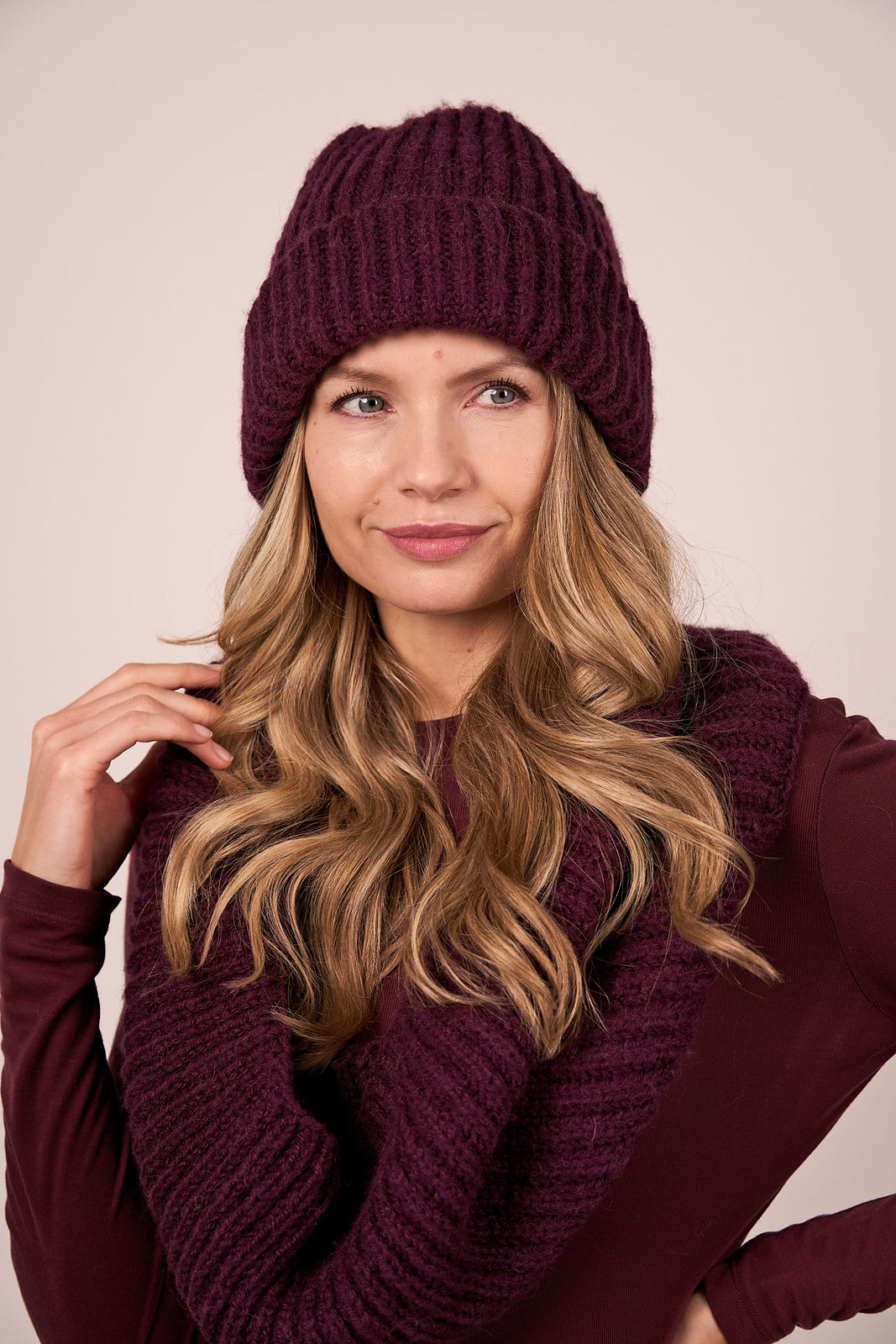 A Mode at Rowan Alpaca Wool and Alpaca Haze Pattern - Cassia Cowl + Beanie (PDF)
