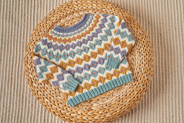 A Rowan Baby Cashsoft Merino Pattern - Ribbit (PDF) knitting pattern on sale at Little Knits