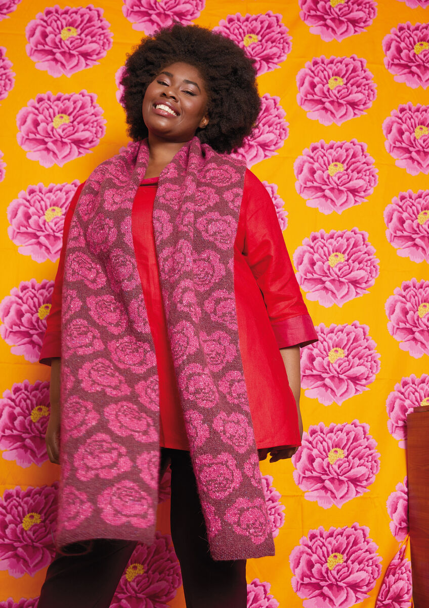 A Rowan Felted Tweed Pattern - Pink Rose Stole (PDF) knitting pattern on sale at Little Knits