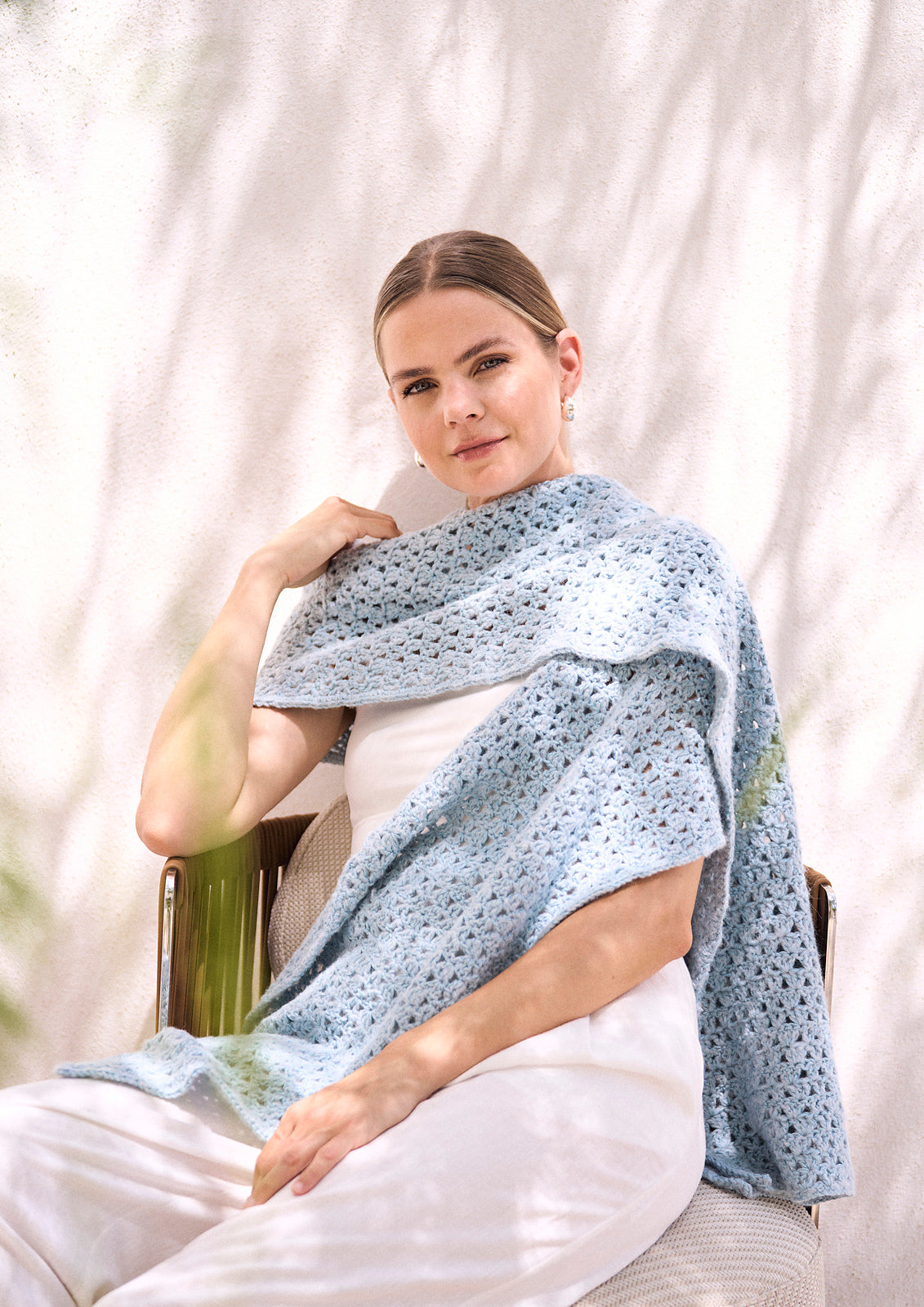 A Rowan Mode Alpaca Haze Pattern - Annelise Shawl (PDF)