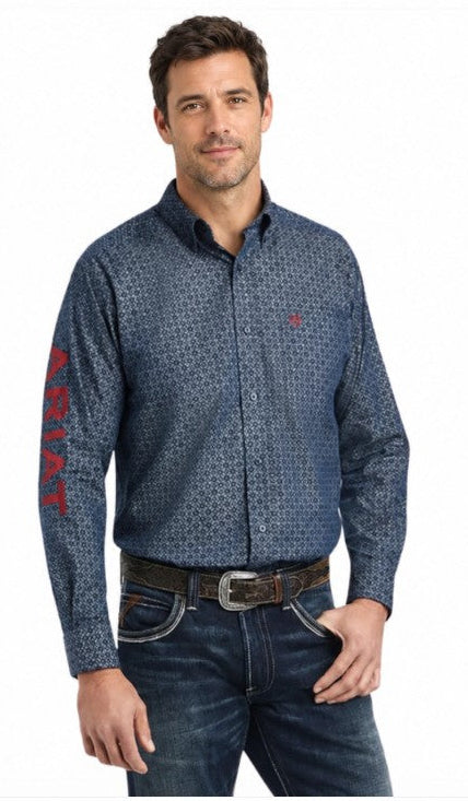 Ariat Men's Team Logo Cassius Button Up Blue Chambray Shirt, Large