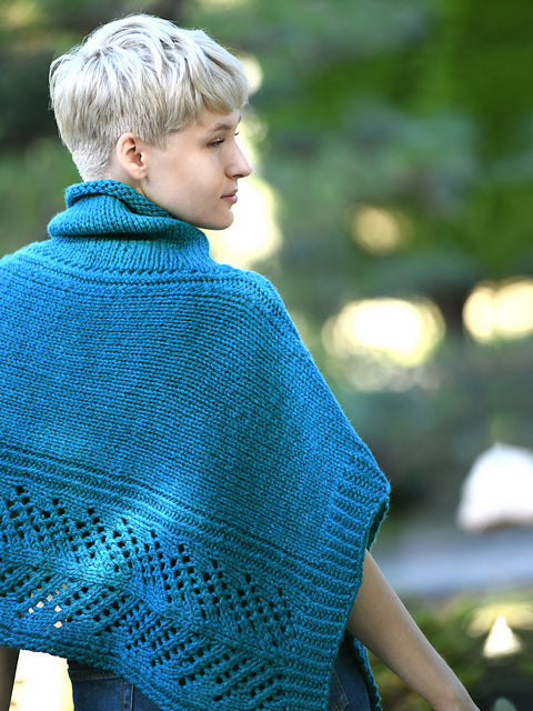 A FREE Cascade 220 Grande Pattern - Ferntail Poncho (PDF)